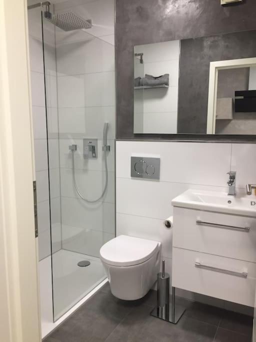 בראונשווייג Modern Eingerichtetes Apartment Naehe Hauptbahnhof מראה חיצוני תמונה